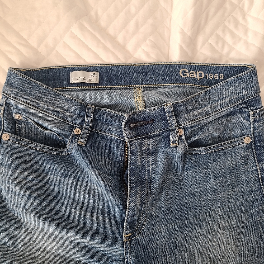 Skinny high rise jeans